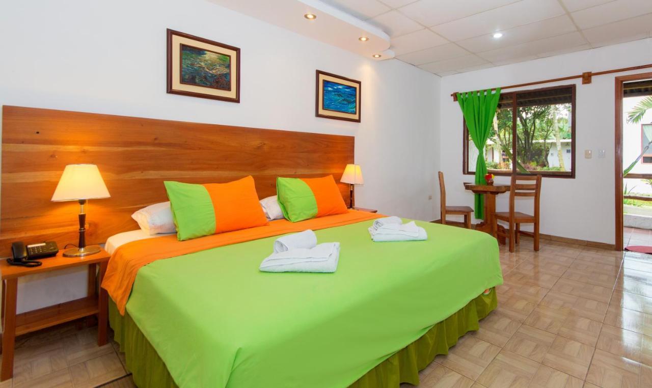 Hotel Twin Galapagos Puerto Ayora  Kültér fotó